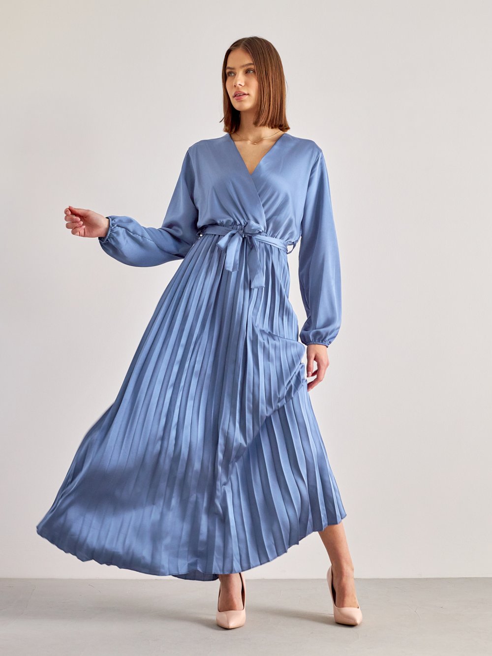 Modré saténové společenské šaty Miriam