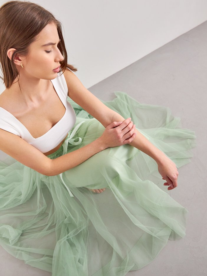 Bledě zelená tylová sukně Lia