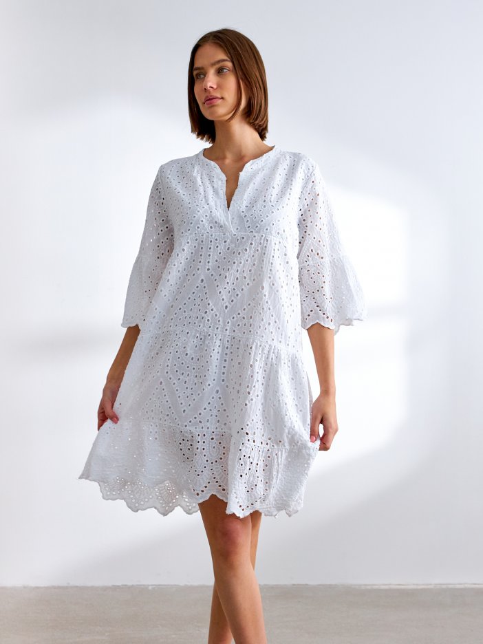 Bíle madeirové šaty Betha