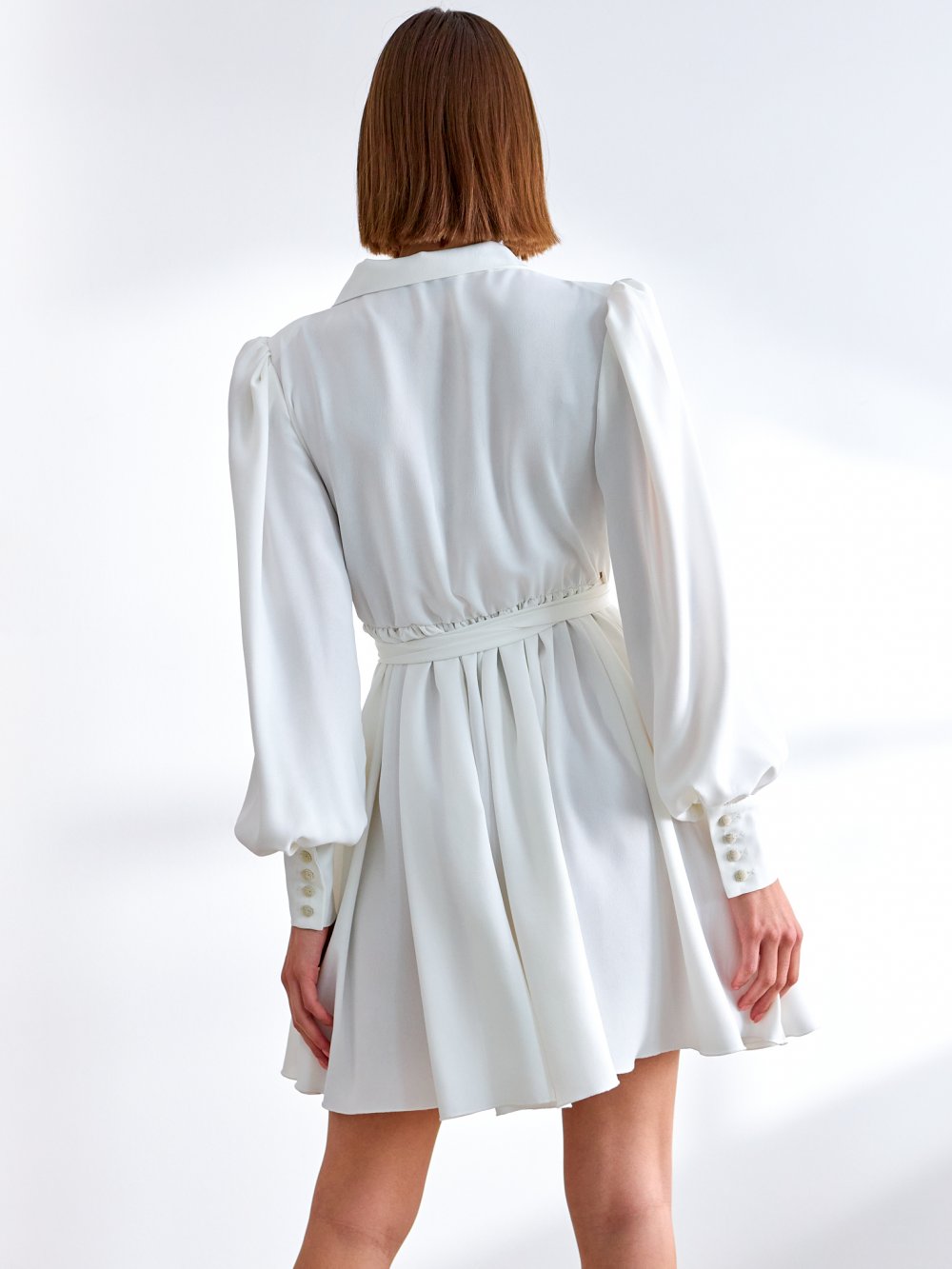 Bílé šaty Francesca