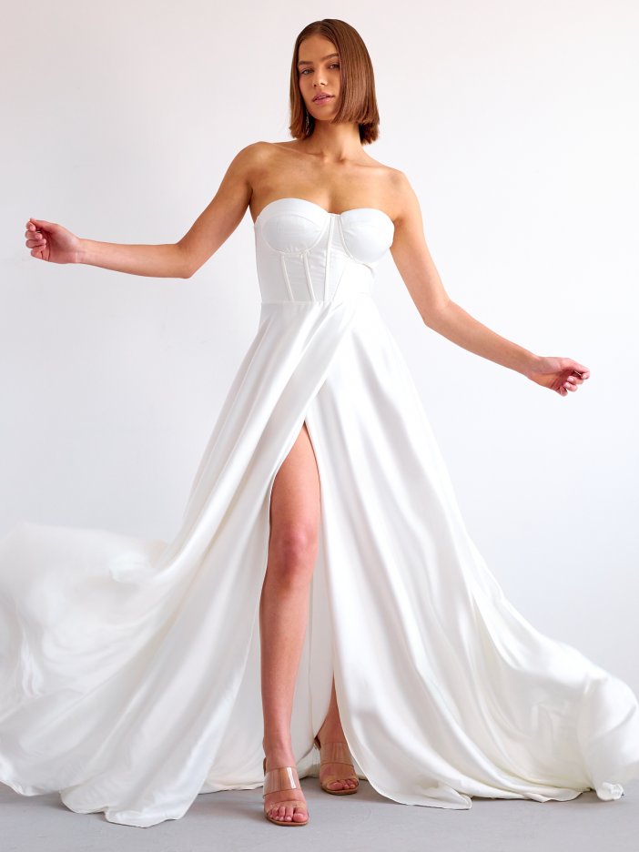 Bílé saténové společenské šaty Emma