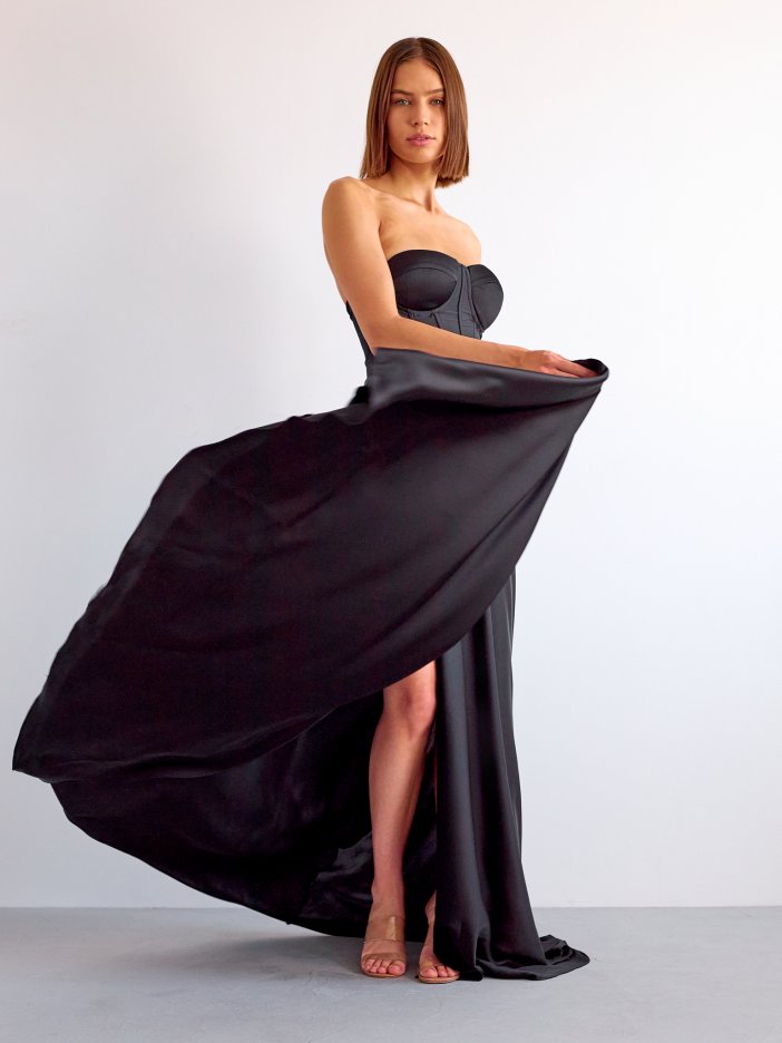 Černé saténové společenské šaty Emma
