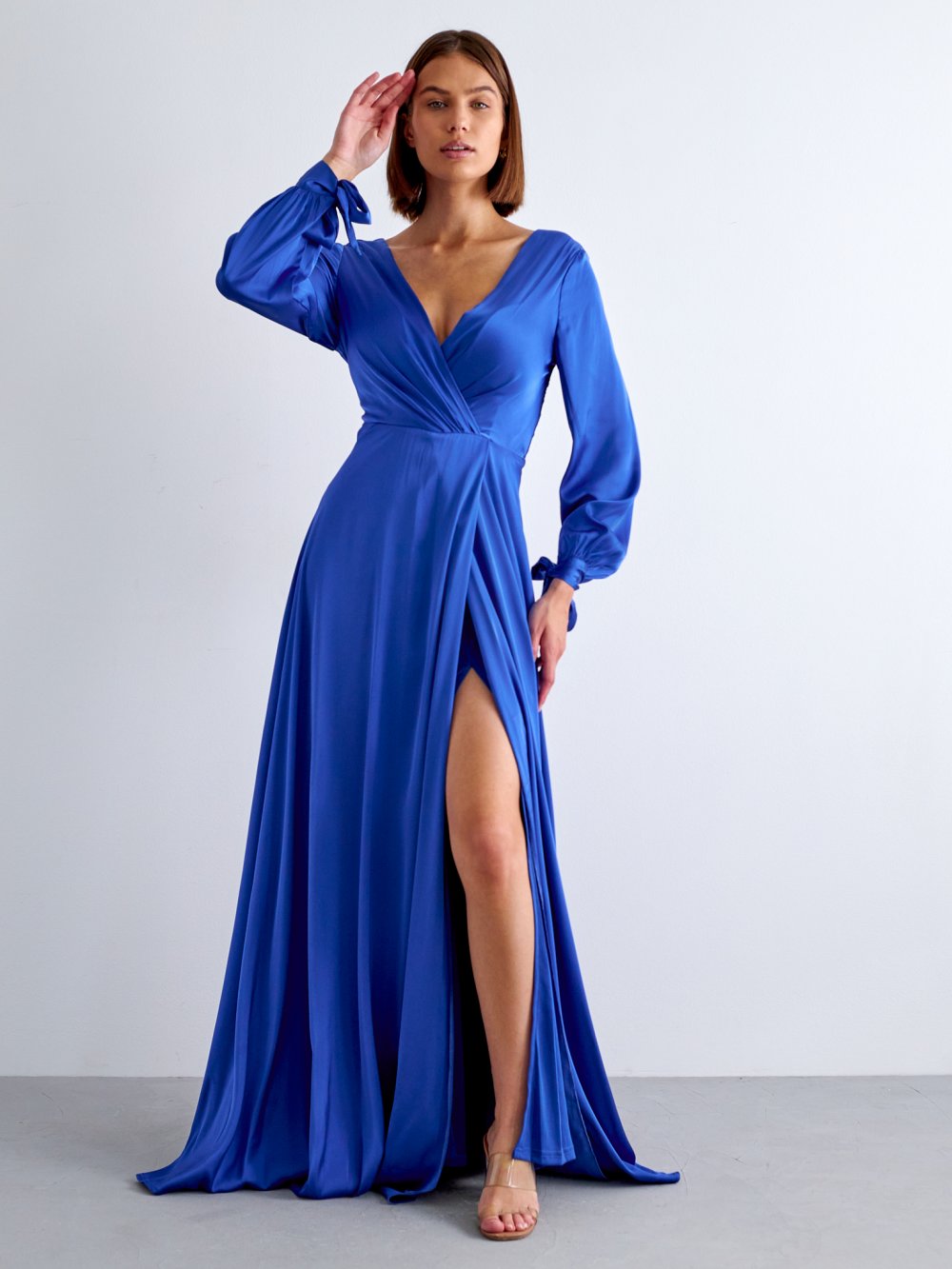 Modré saténové šaty Fraya