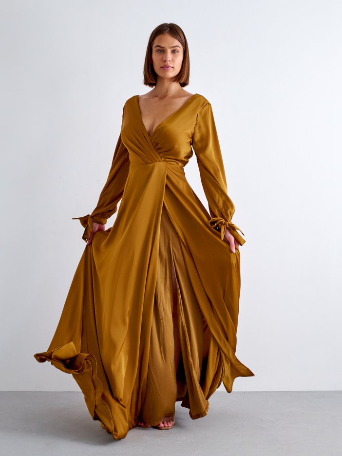 Zlaté saténové šaty Fraya