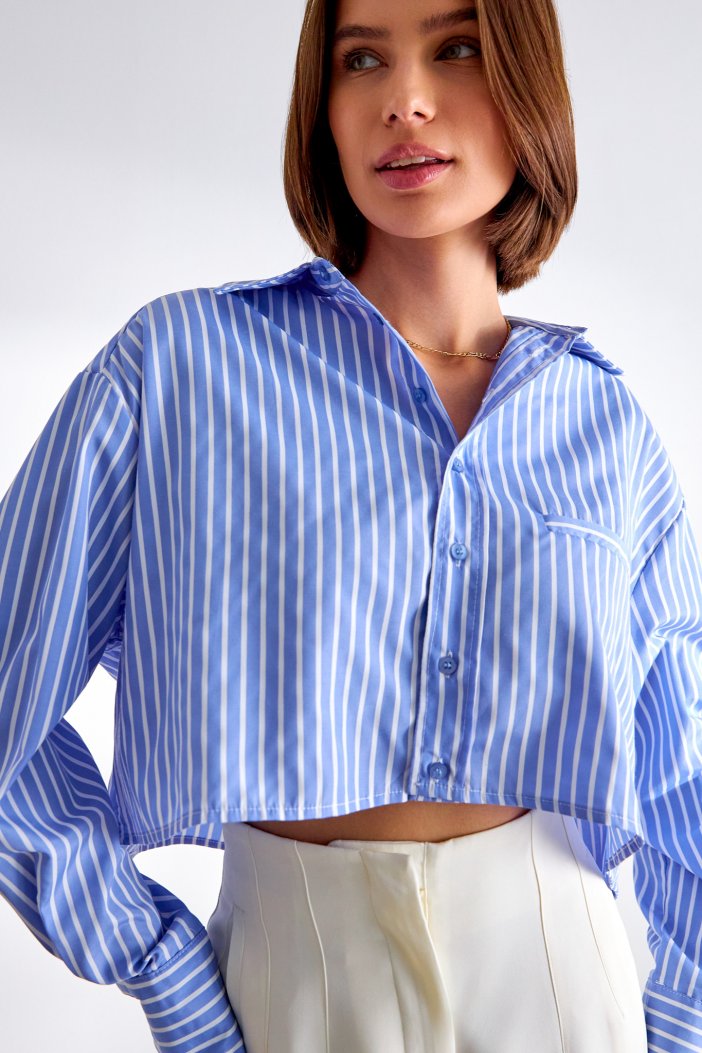 White and blue striped shirt Tea