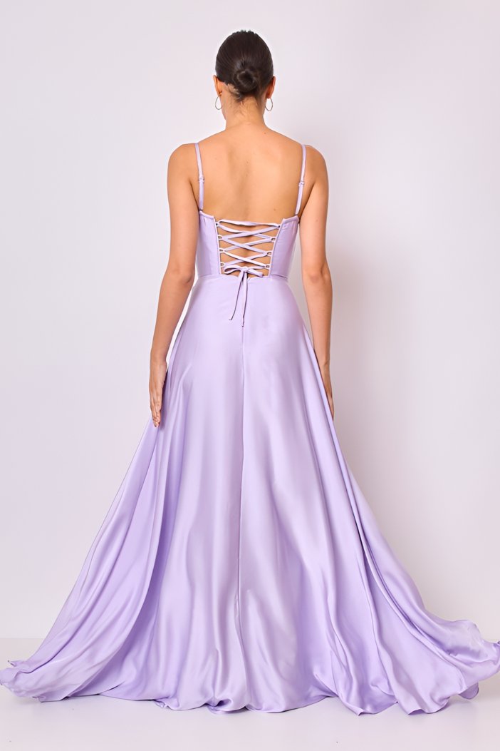 Bledě fialové saténové společenské šaty Emma