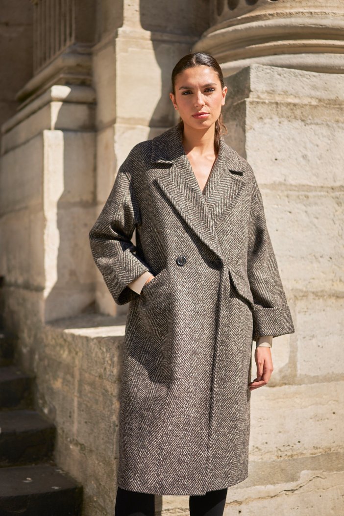 Bohat brown-black coat