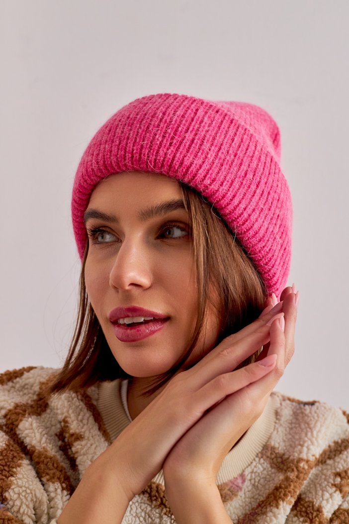 Fuchsia knitted winter hat Timon