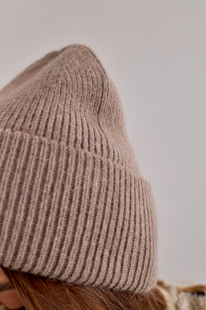 Taupe knitted winter hat Timon