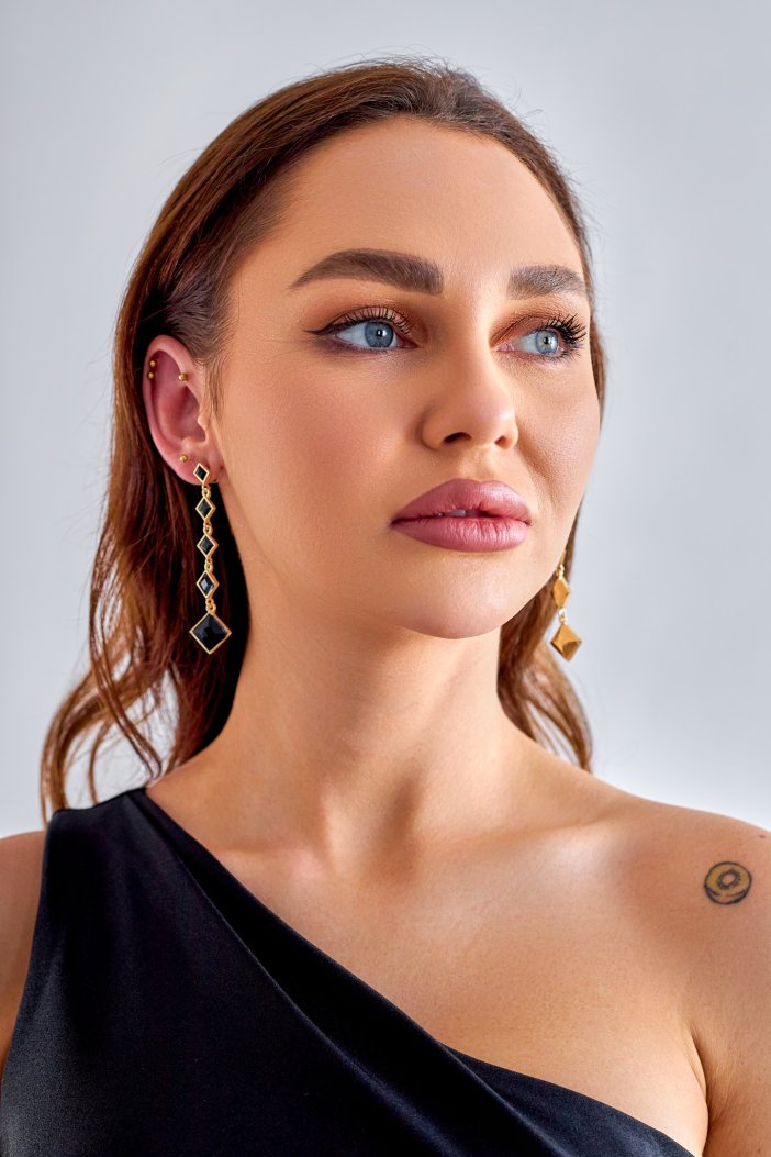 Golden earrings Black